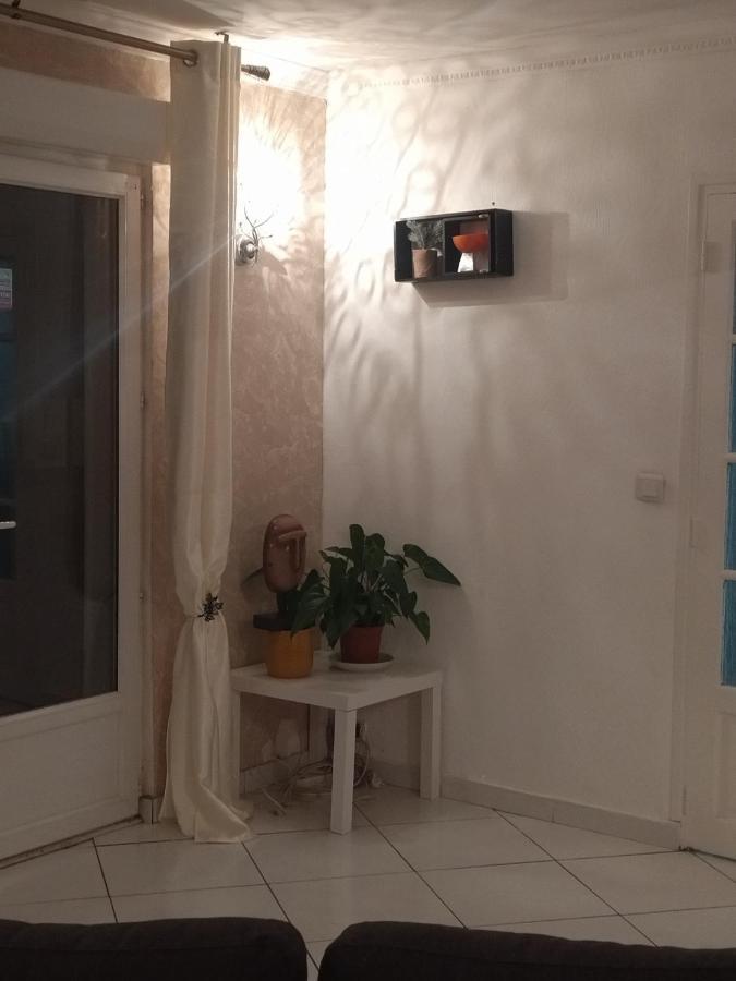 Chambre Serenity Lejlighed Stains Eksteriør billede